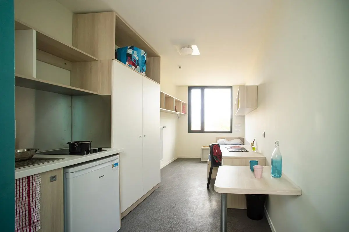 Logement de la résidence Jacques Perrin-Fayolle, CROUS de Lyon (Lyon 5)